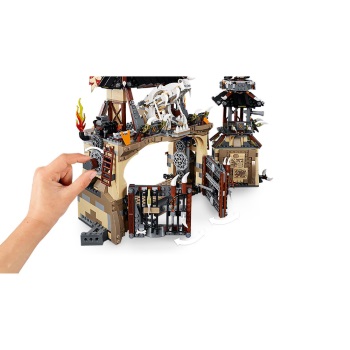 Lego set Ninjago dragon pit LE70655-2